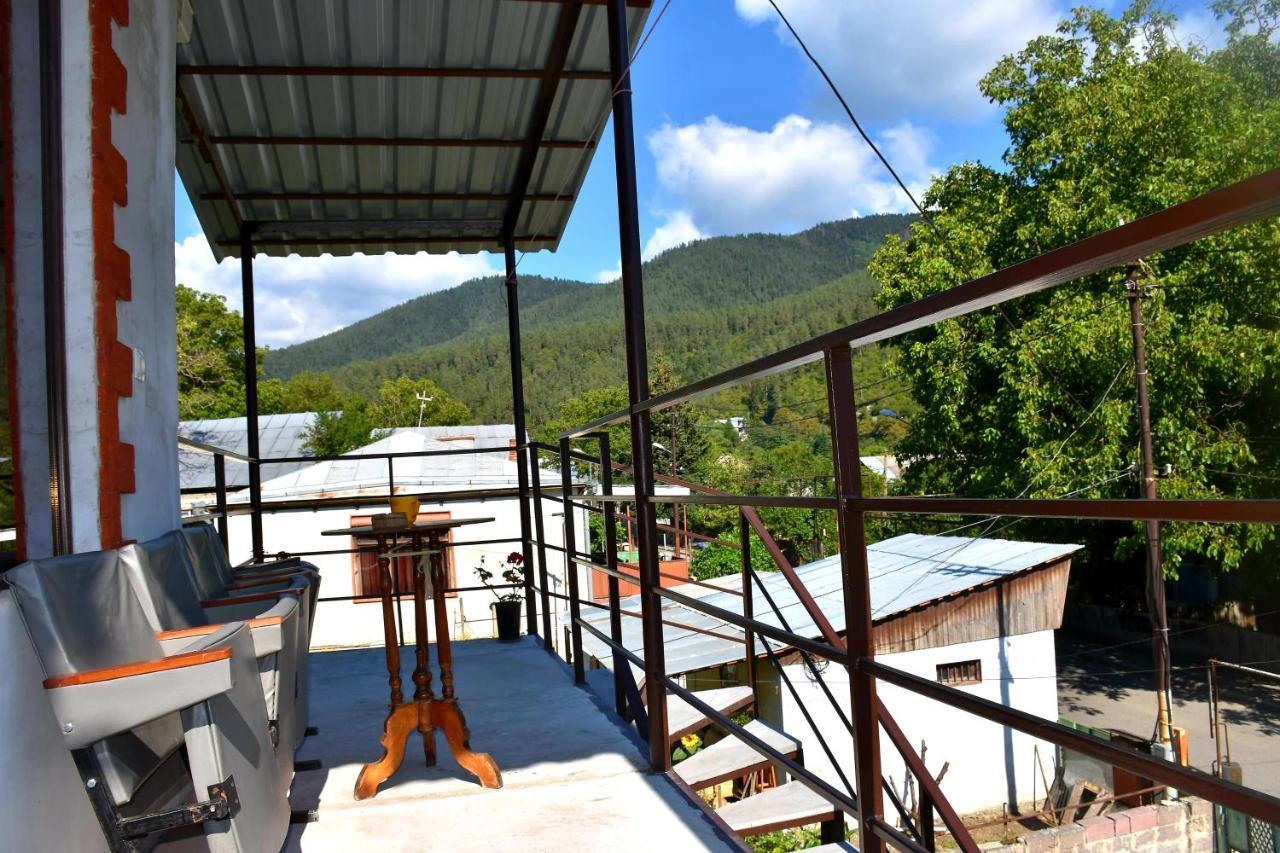 Holiday Home Borjomi Luaran gambar