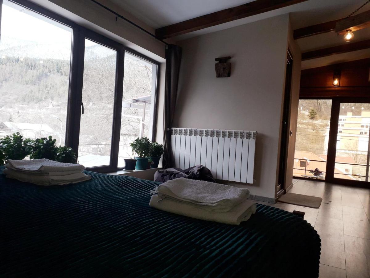 Holiday Home Borjomi Luaran gambar