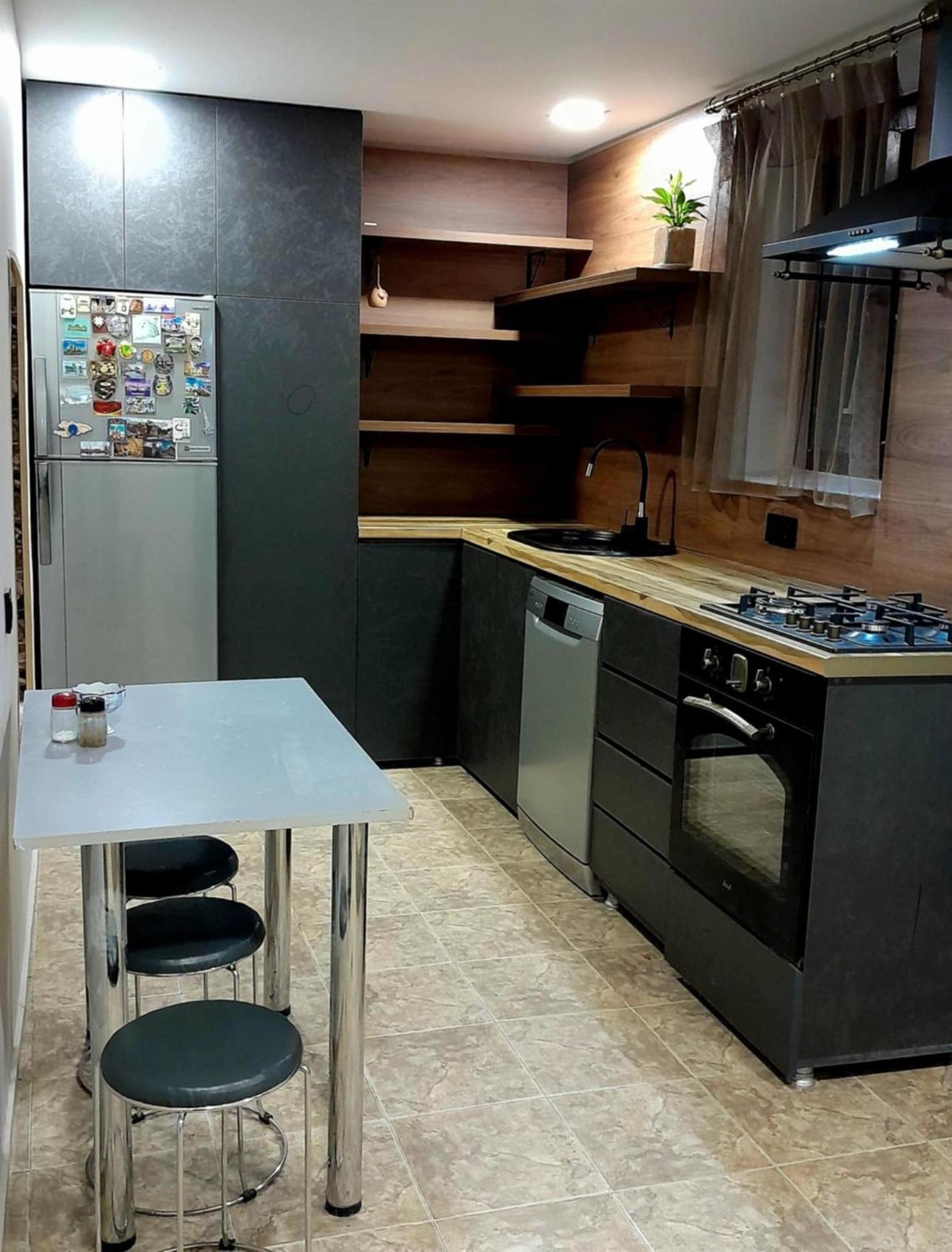 Holiday Home Borjomi Luaran gambar
